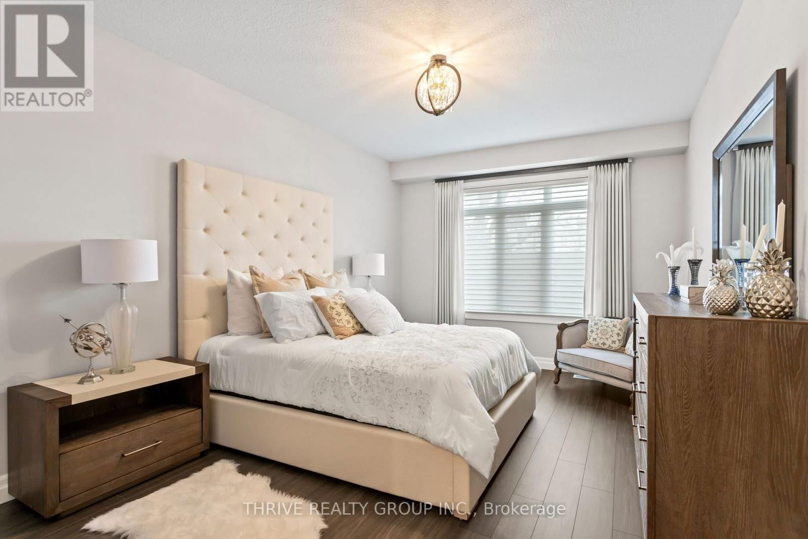 1 - 1061 EAGLETRACE DRIVE Image 31