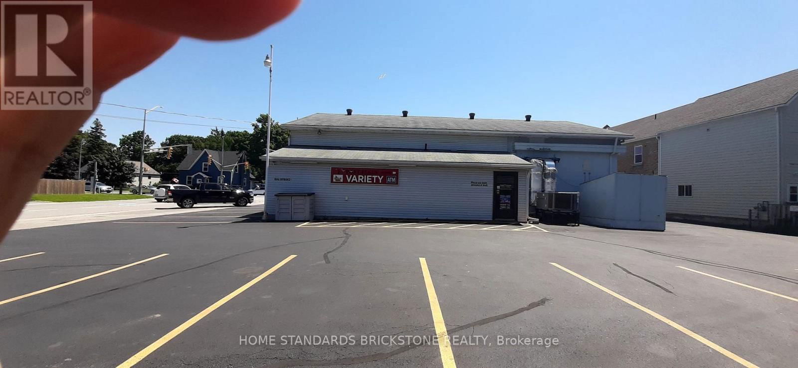 736 GODERICH STREET Image 21