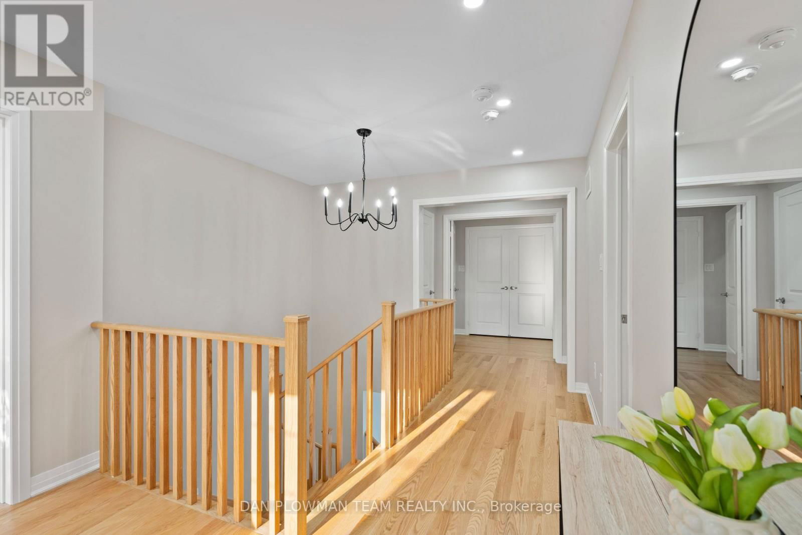 51 HORIZON AVENUE Image 19