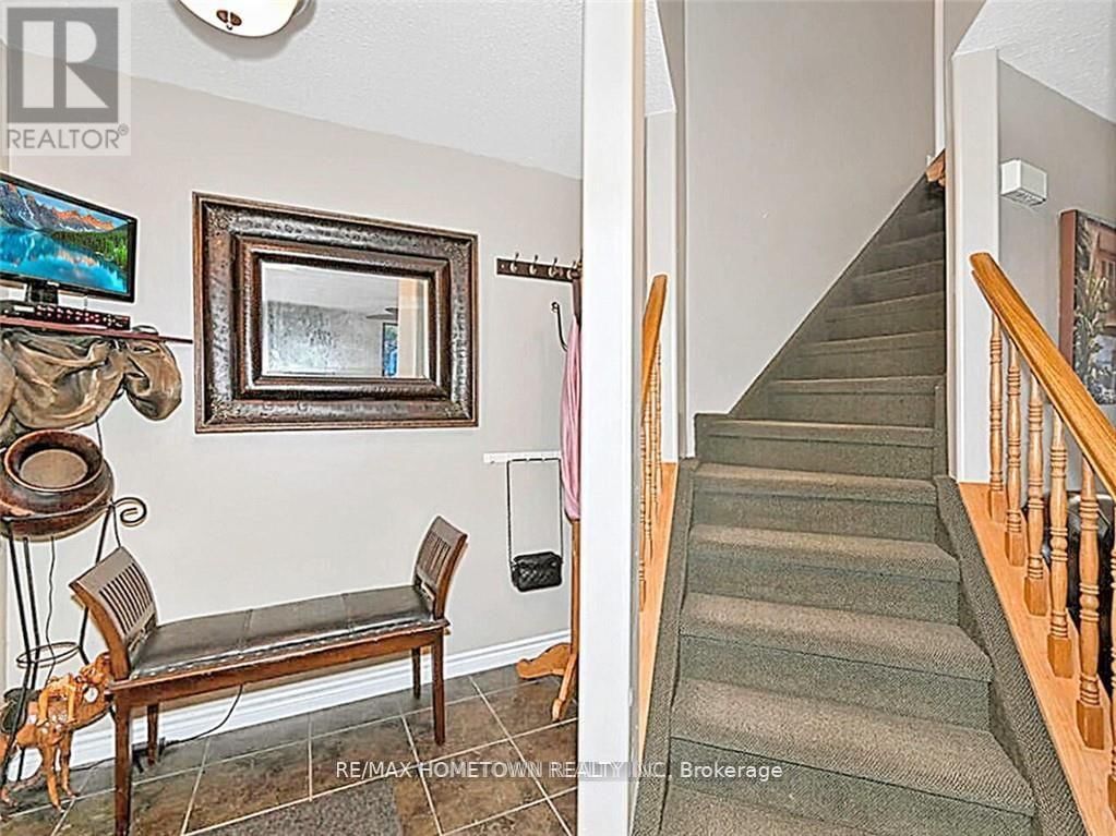 16 REGENCY PLACE Image 2