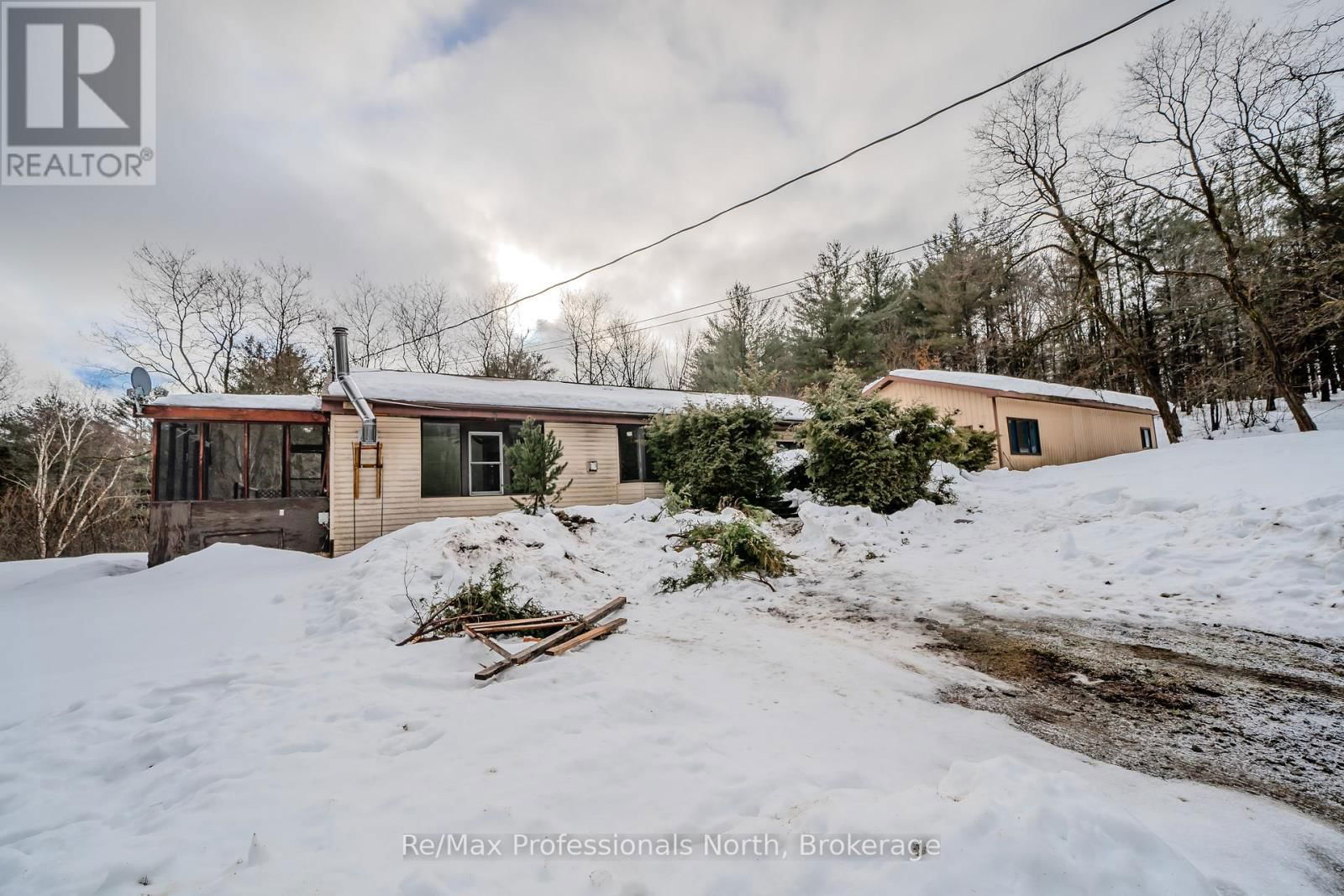 1090 WHITES ROAD Image 3