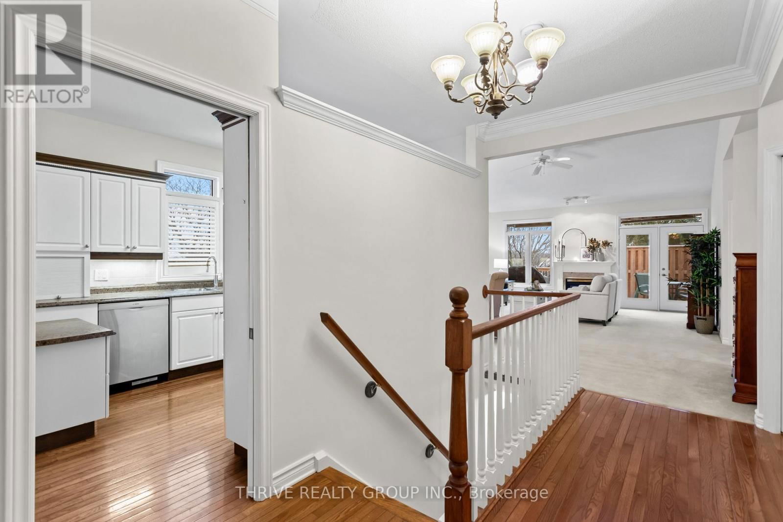 469 ROSECLIFFE TERRACE Image 5