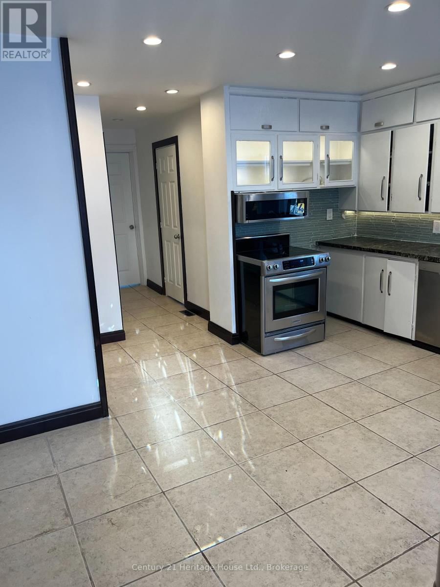 365 DURHAM STREET Image 19