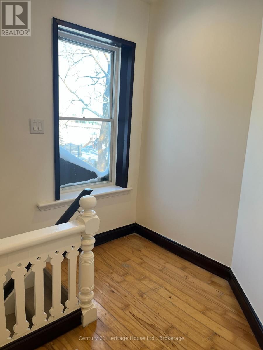 365 DURHAM STREET Image 25