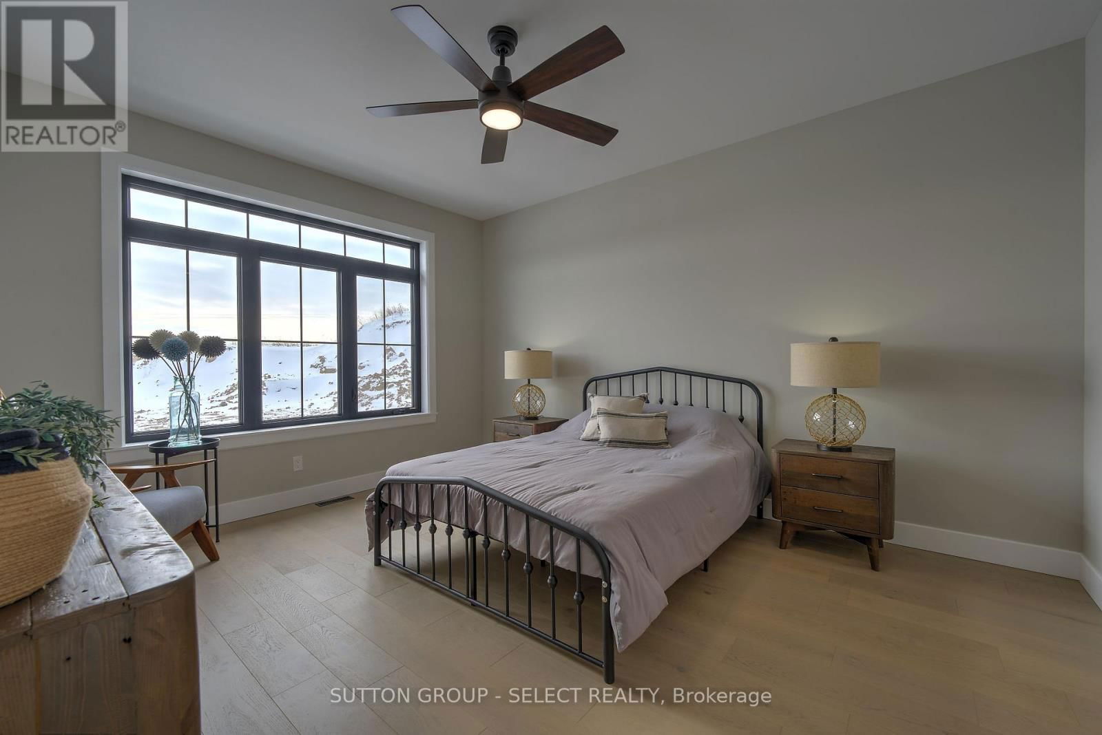 10 LOIS COURT Image 21