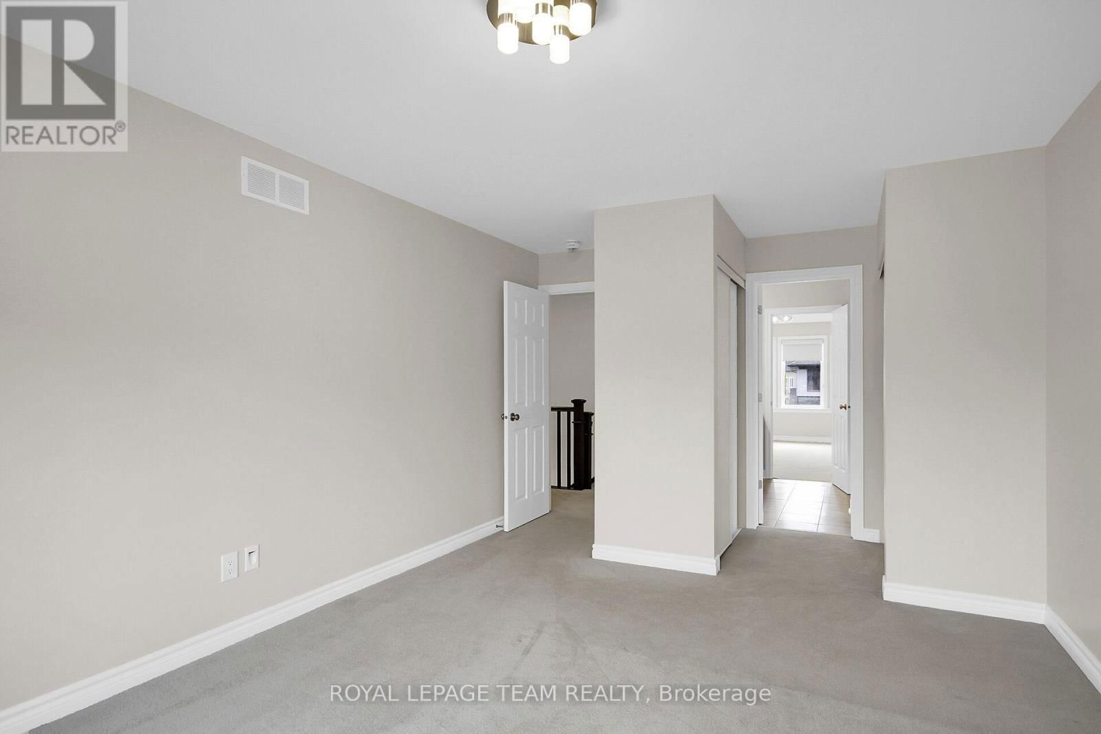 300 ROSINA WAY Image 33