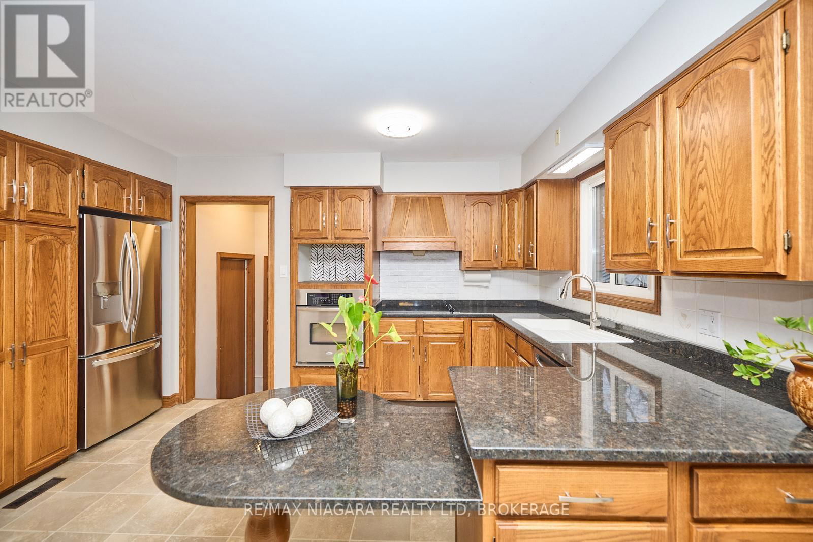 27 WALTS STREET Image 10