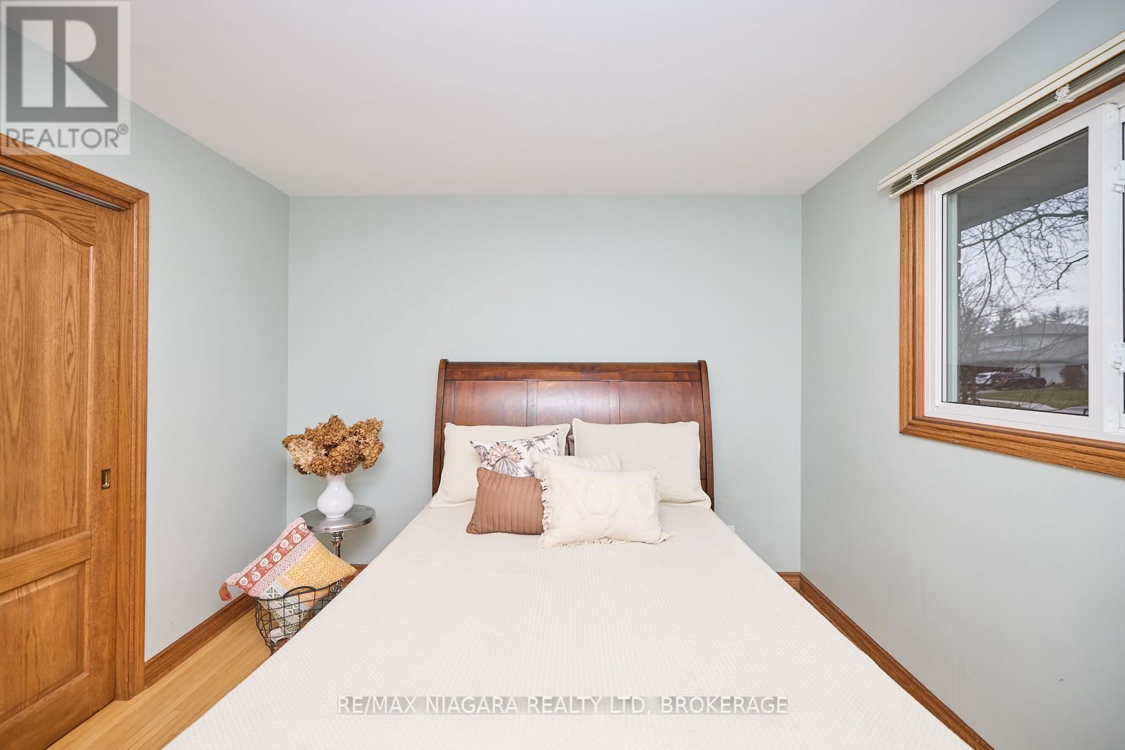 27 WALTS STREET Image 20