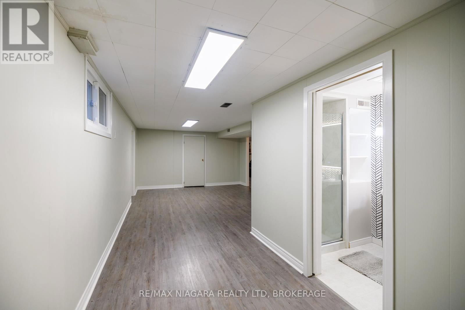 27 WALTS STREET Image 21