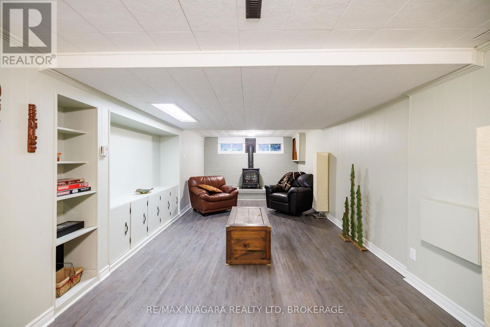 27 WALTS STREET Image 24
