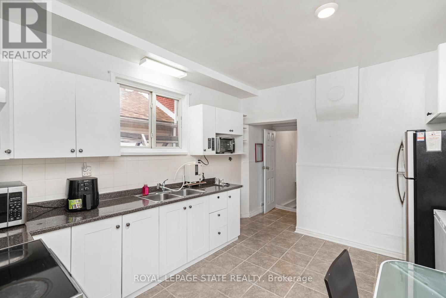47 CLYDE STREET Image 16