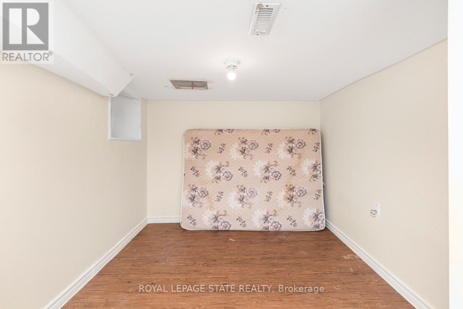 47 CLYDE STREET Image 35