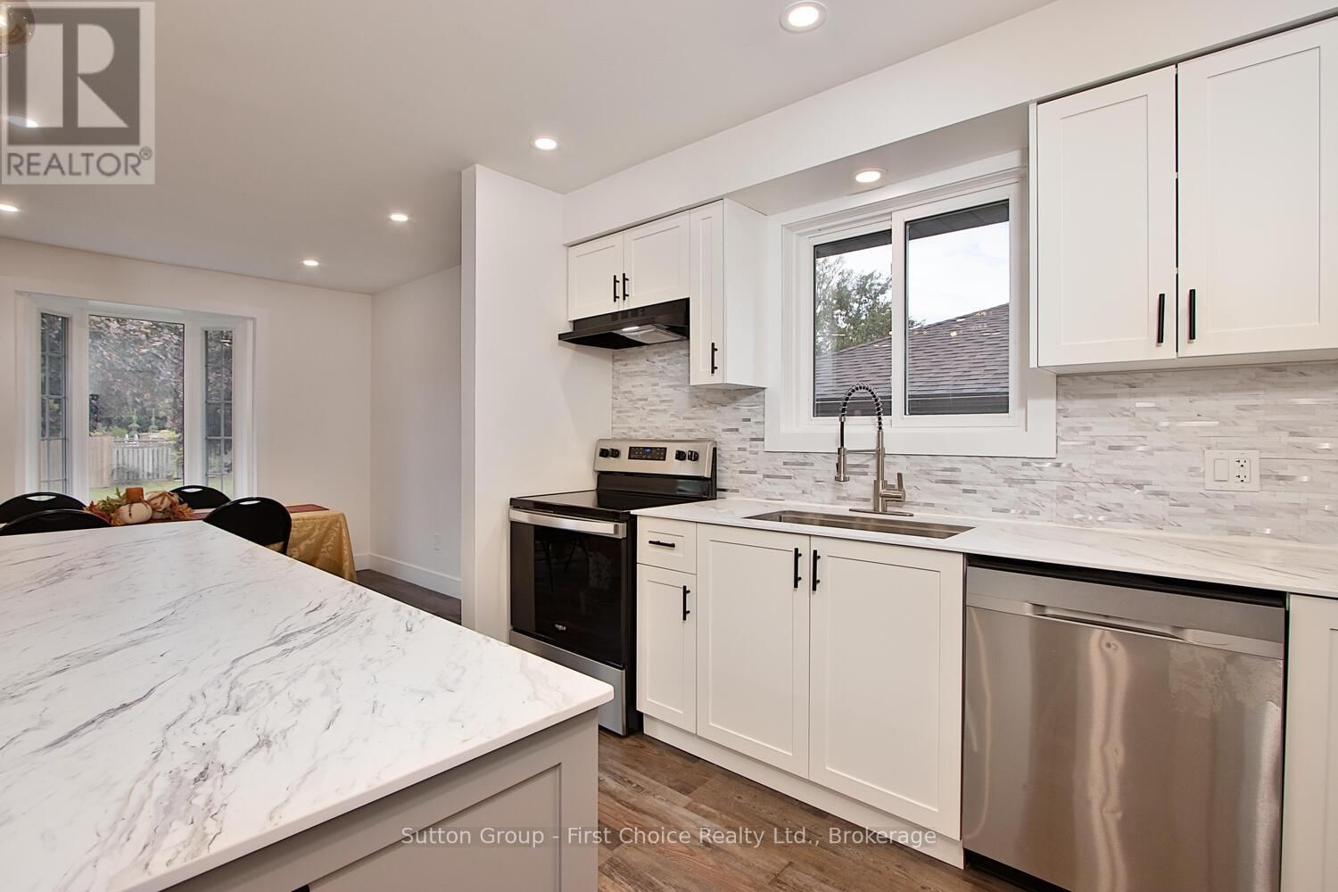 131 BRIARHILL DRIVE Image 12