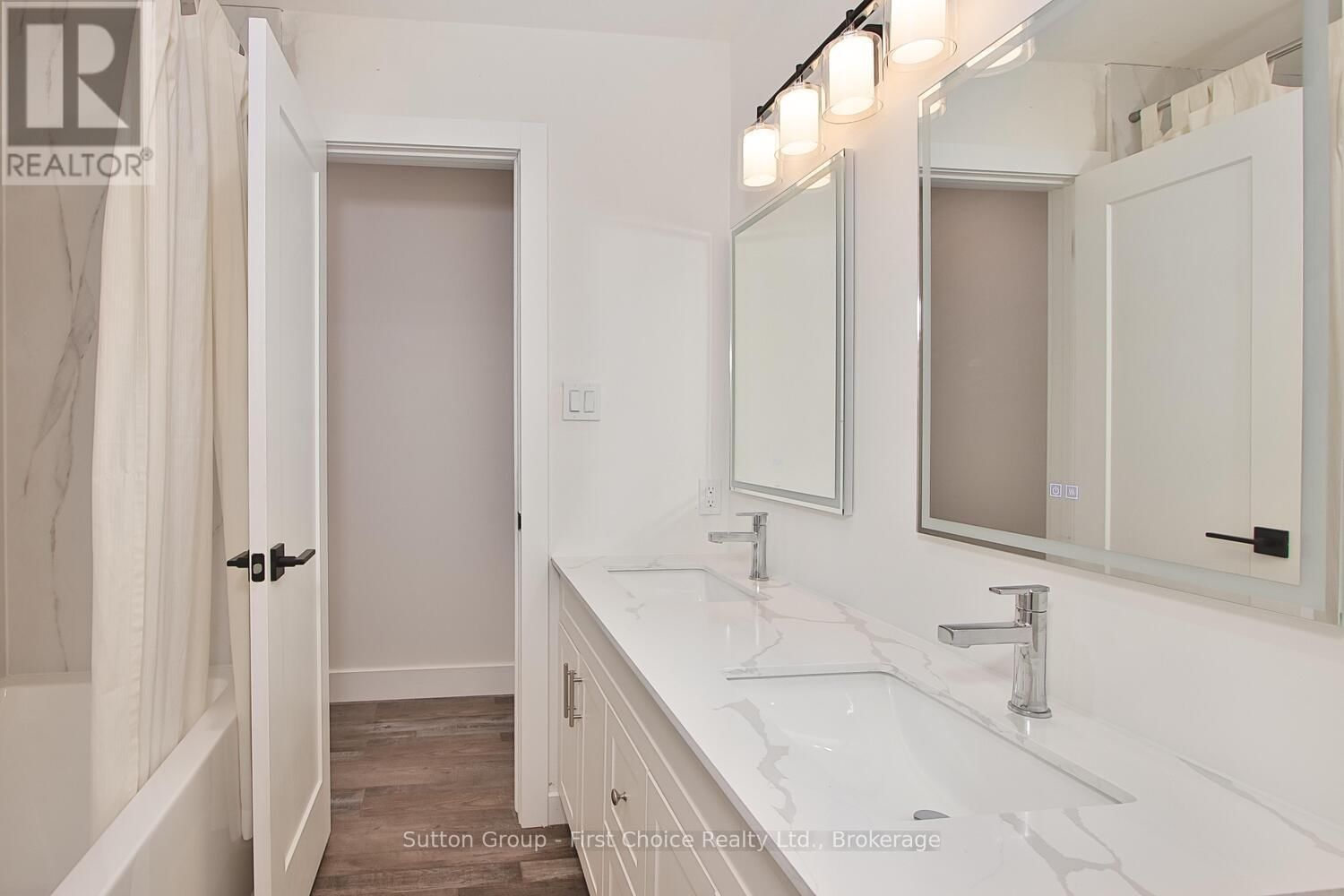 131 BRIARHILL DRIVE Image 20