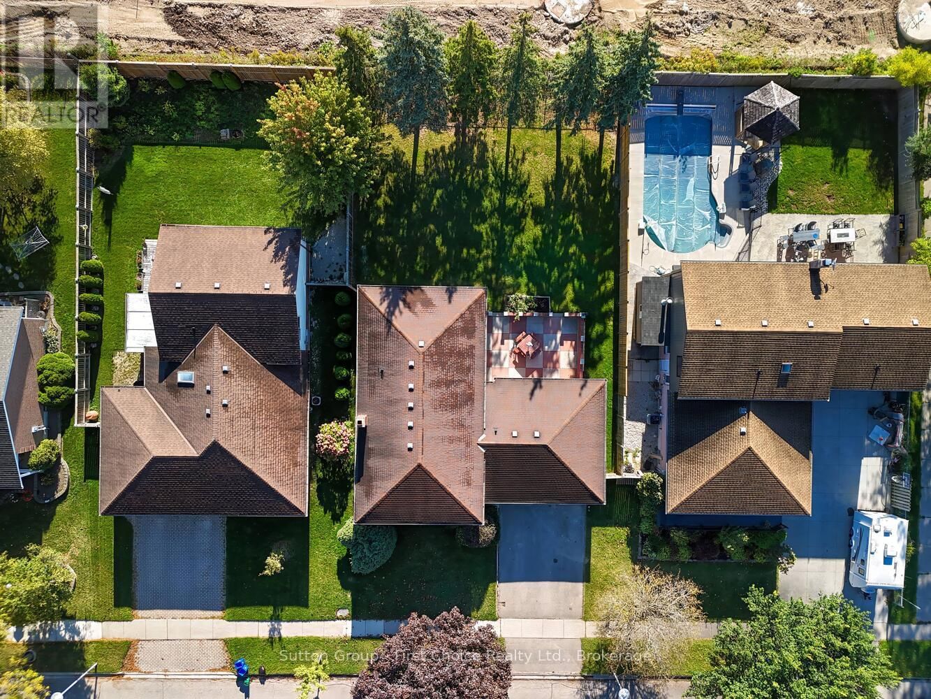 131 BRIARHILL DRIVE Image 32