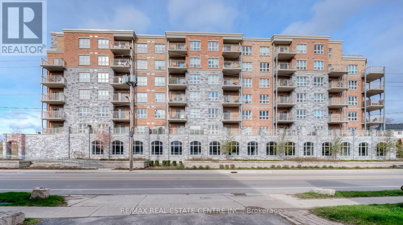 612 - 155 WATER STREET SOUTH Image 1