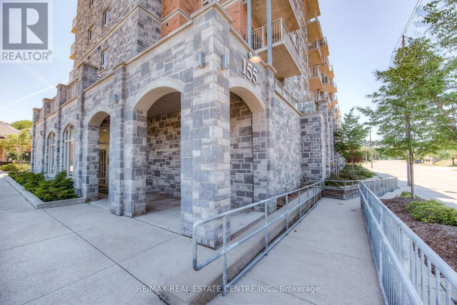 612 - 155 WATER STREET SOUTH Image 36