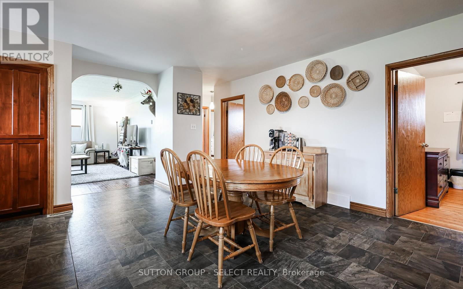 7462 PLANK ROAD Image 16