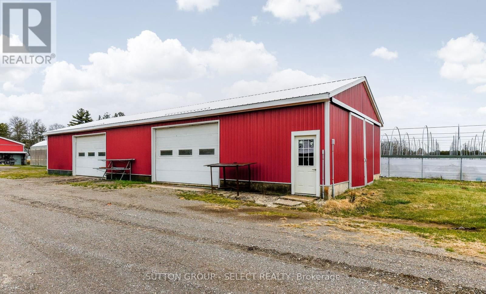 7462 PLANK ROAD Image 30