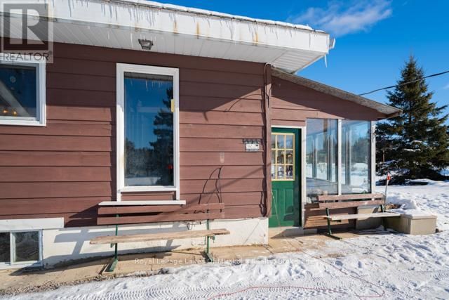 1524 HEKKLA ROAD Image 17