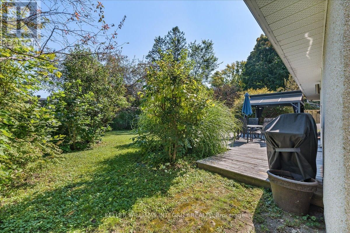 2434 OGILVIE ROAD Image 26