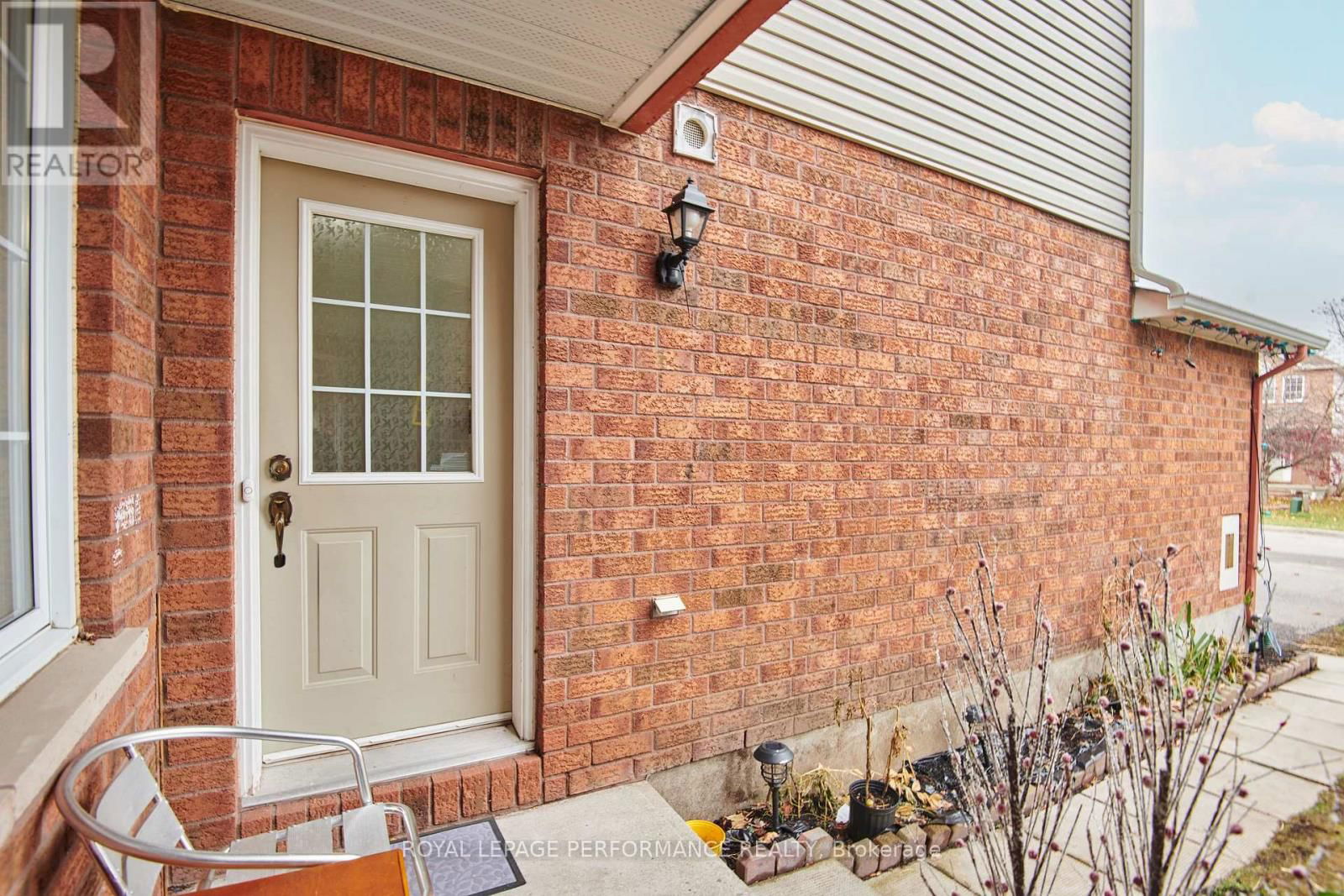 928 GOOSE RIVER AVENUE Image 3