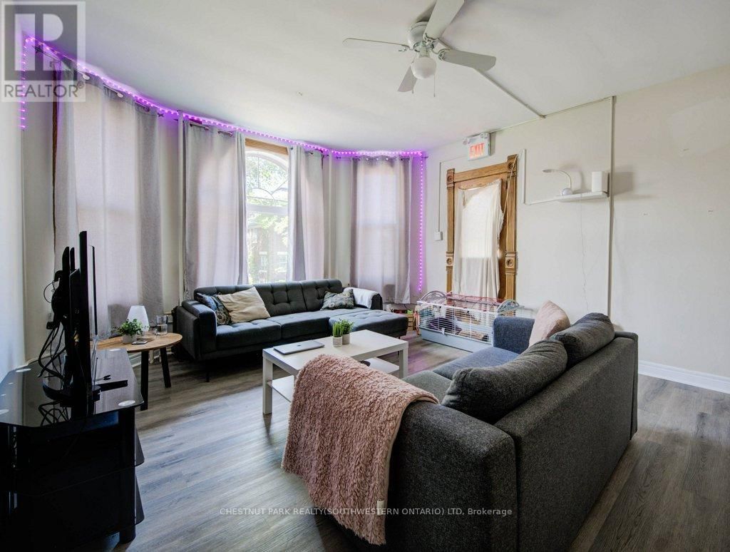 62 DORSET STREET Image 12