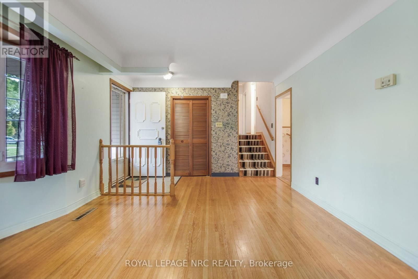 22 ROSEMOUNT AVENUE Image 5