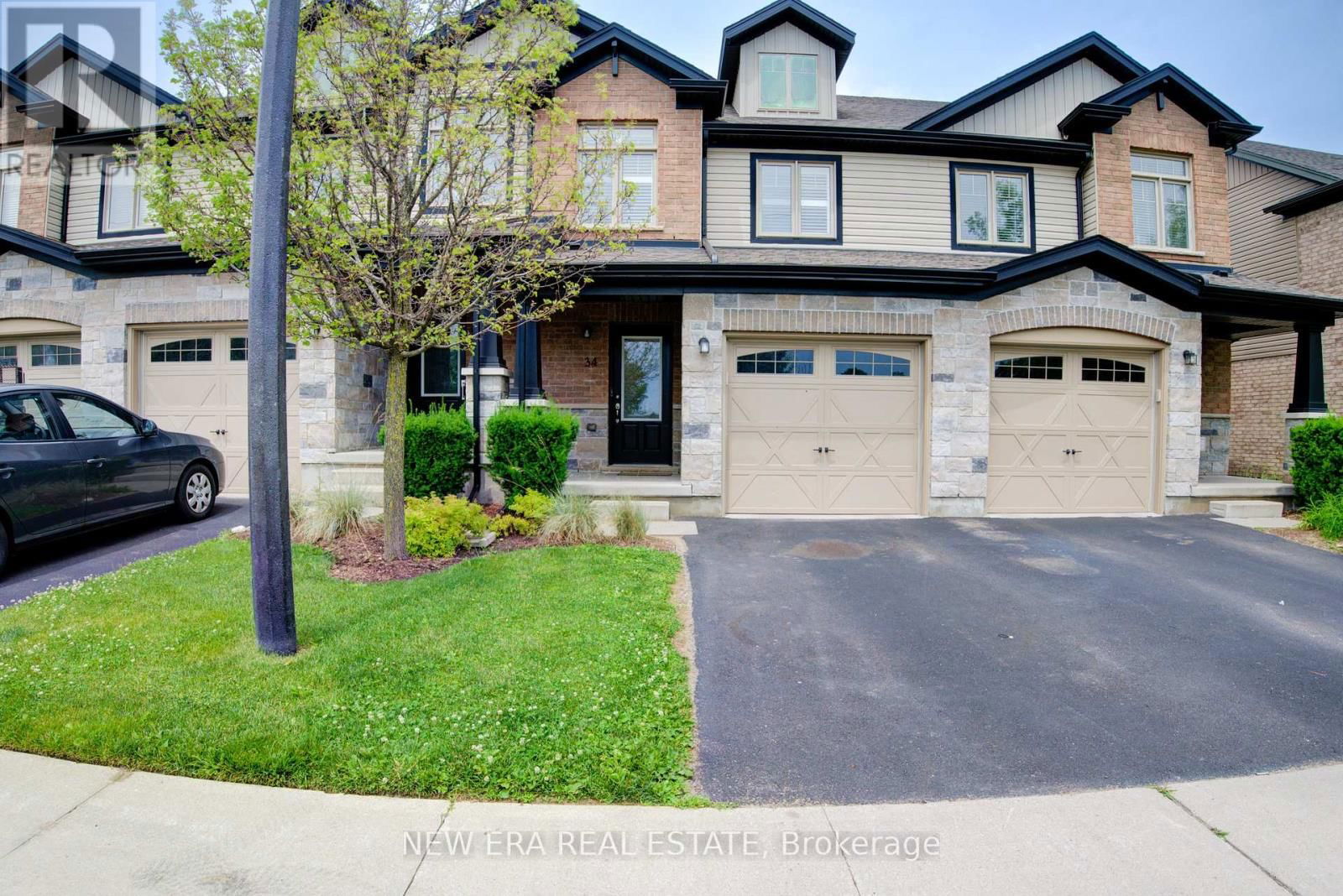 34 ARLINGTON CRESCENT Image 1