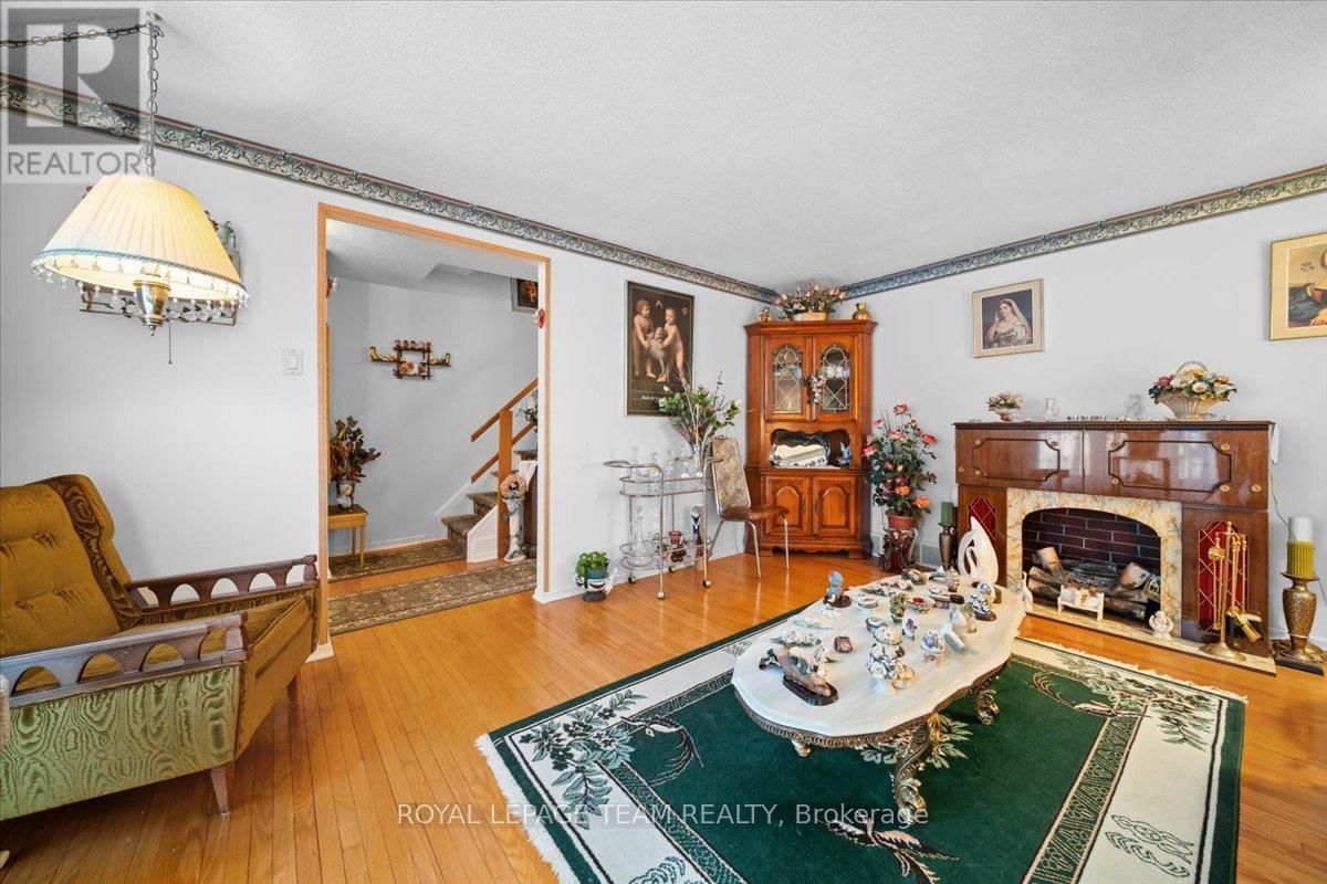 40 - 1295 LEDBURY AVENUE S Image 12