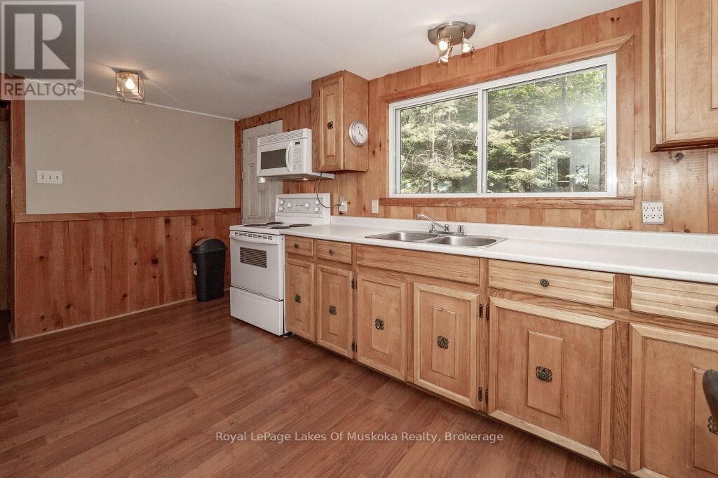 3 ISLAND 15KL Image 11