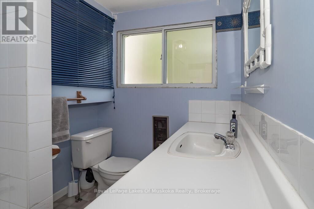 3 ISLAND 15KL Image 17