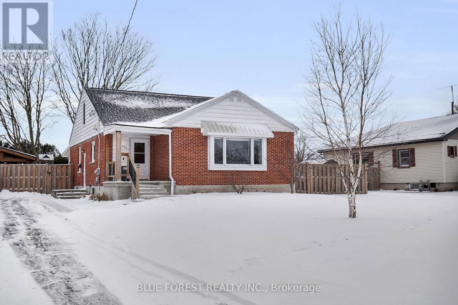 103 SELKIRK STREET Image 1