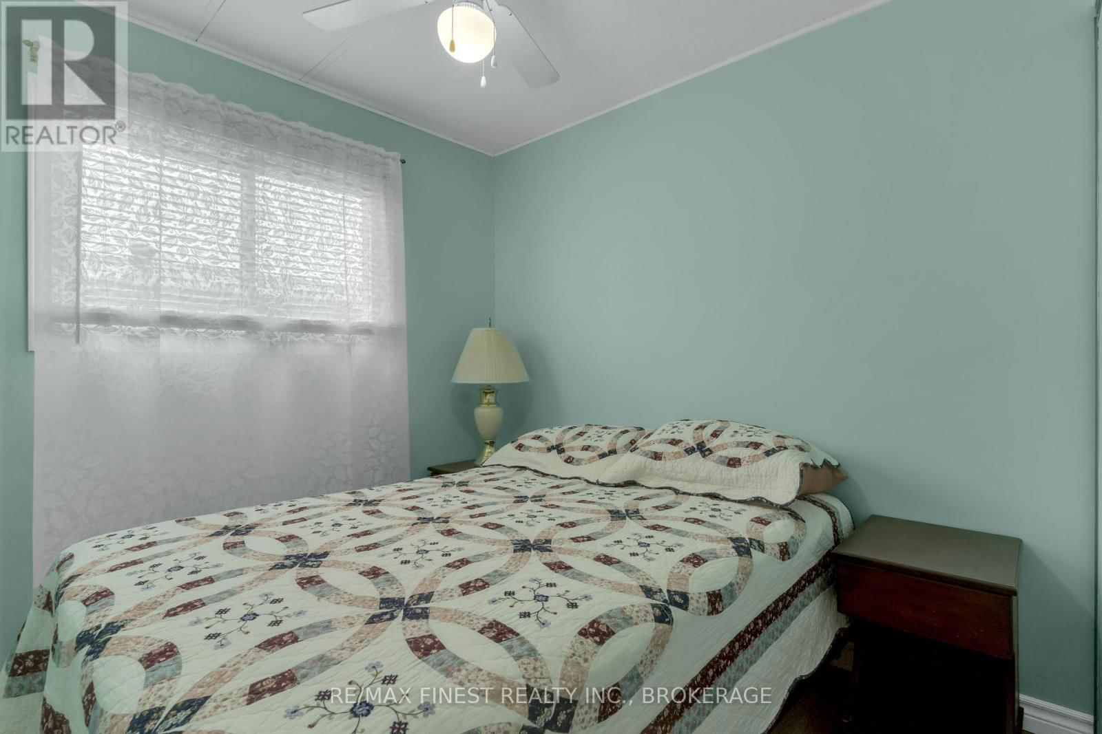 7 CEDAR STREET Image 19