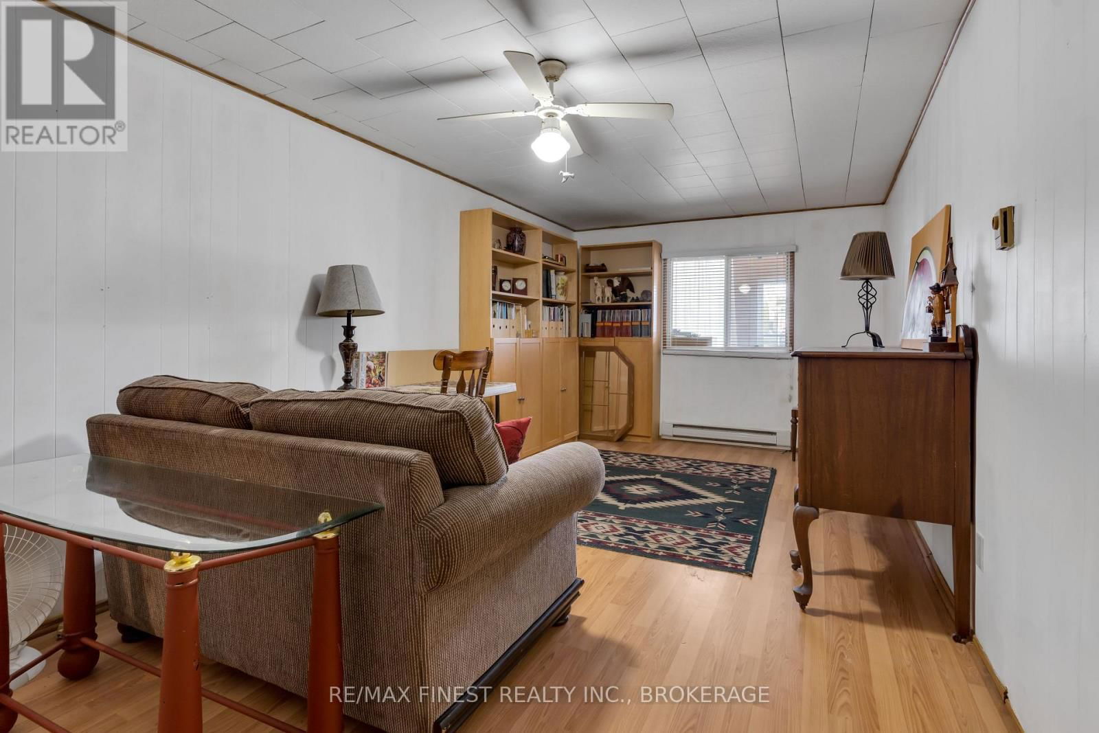 7 CEDAR STREET Image 27