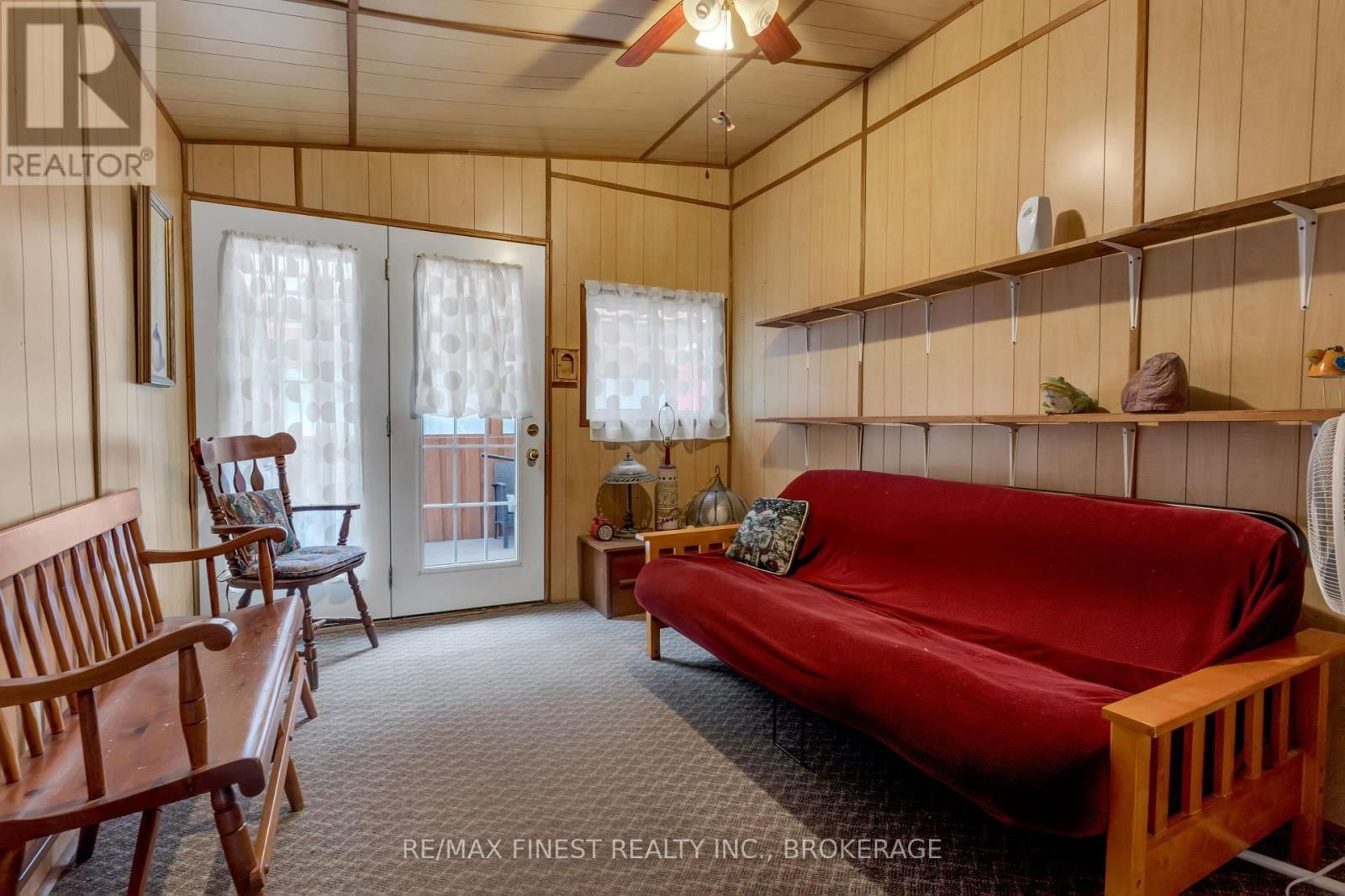 7 CEDAR STREET Image 32