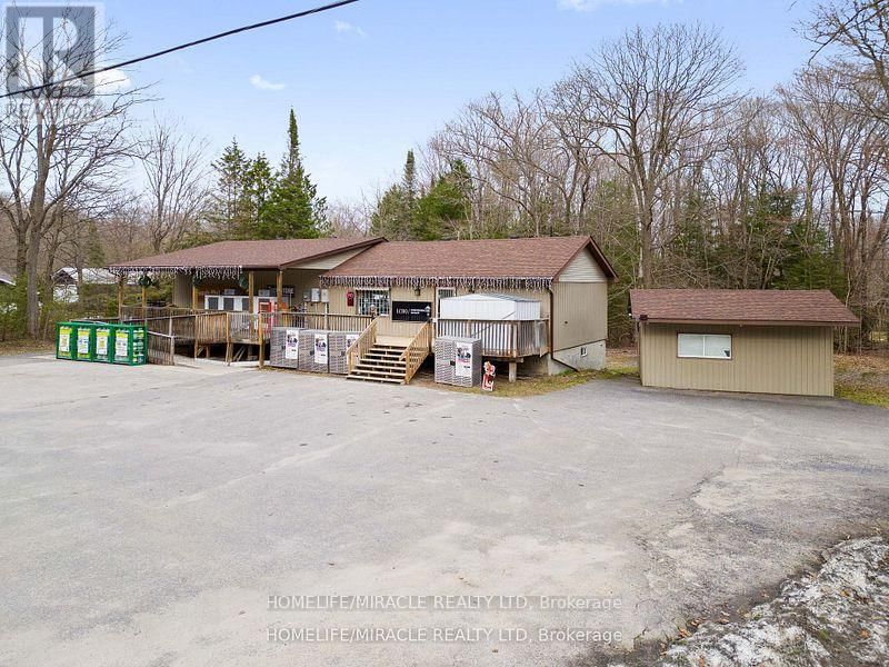 39 SANDY PLAINS ROAD N Image 3