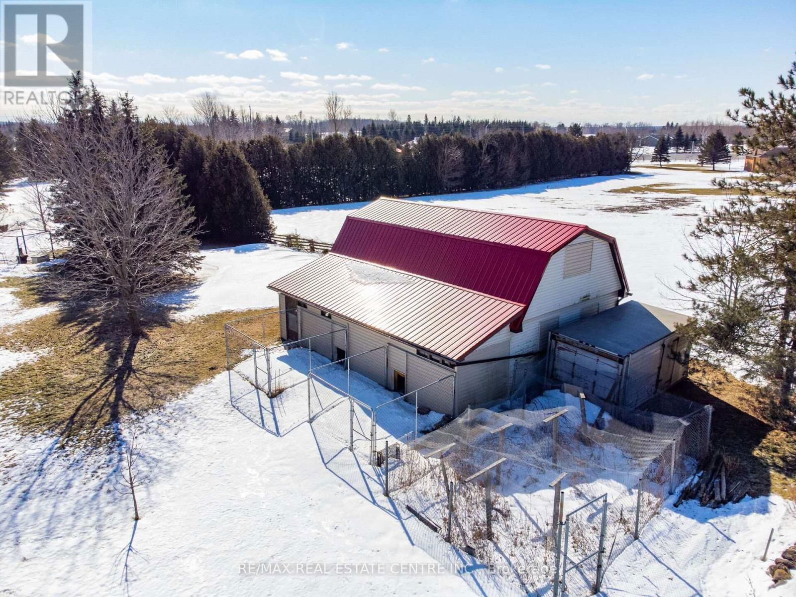 8438 HWY 7 Image 39