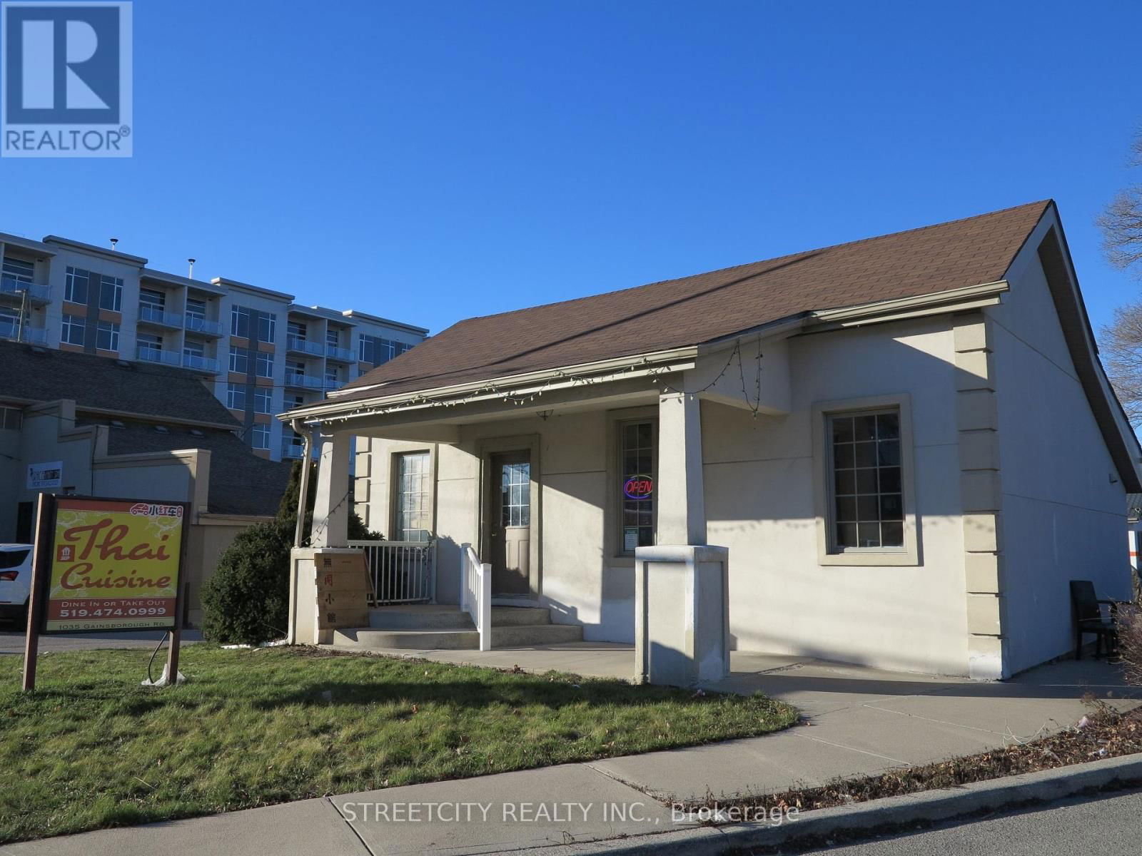 1035 GAINSBOROUGH ROAD NORTH Image 2