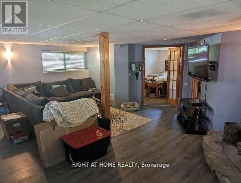4 LAKESHORE ROAD Image 27