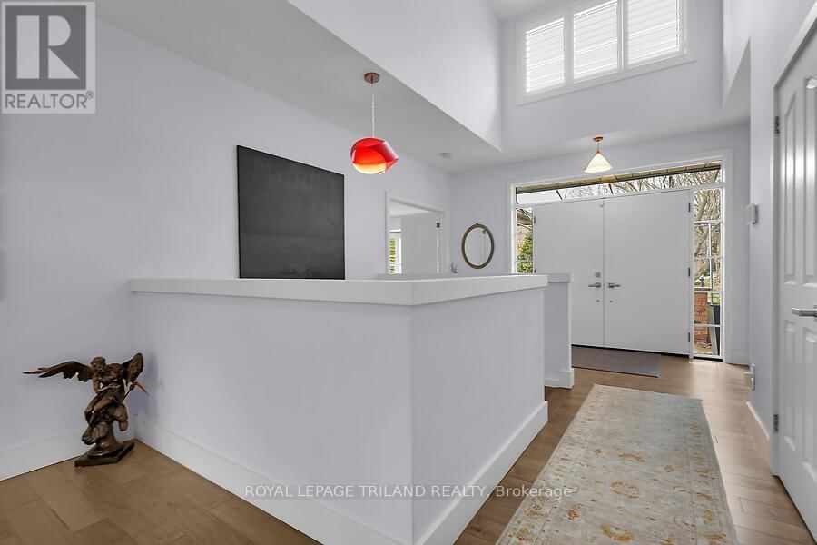 27 WOODGATE COURT Image 4