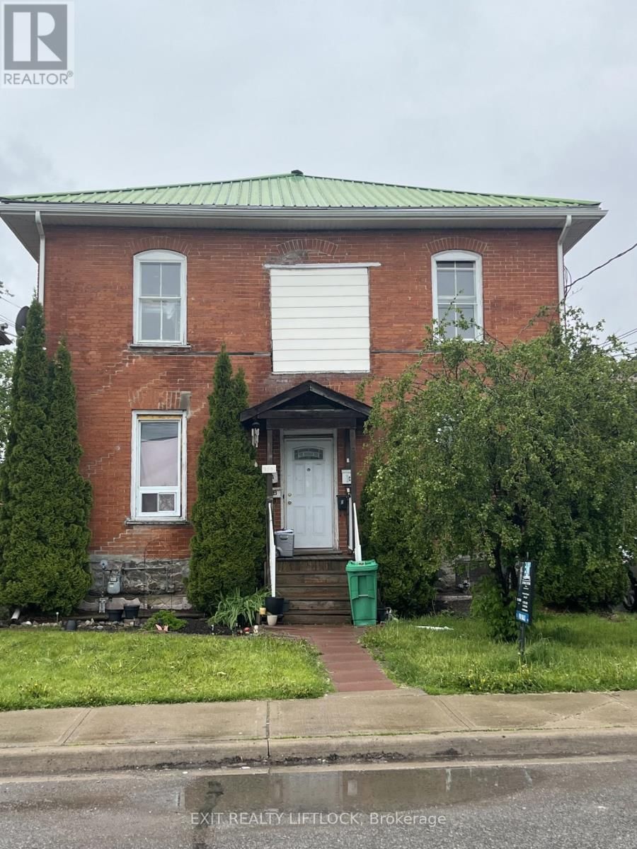 155 STEWART STREET Image 1