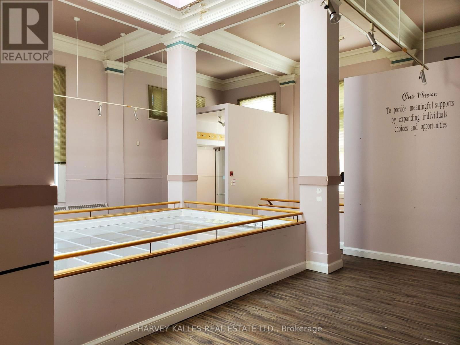 45 PEEL STREET Image 10