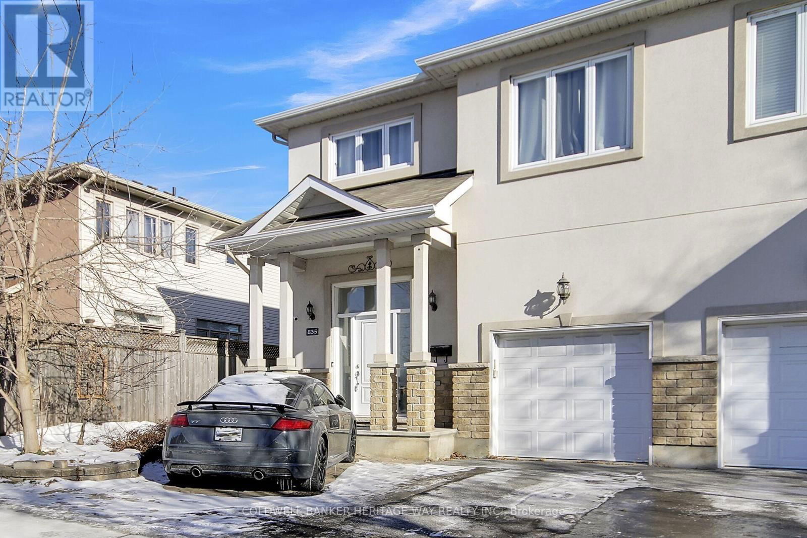 835 WOODROFFE AVENUE Image 2