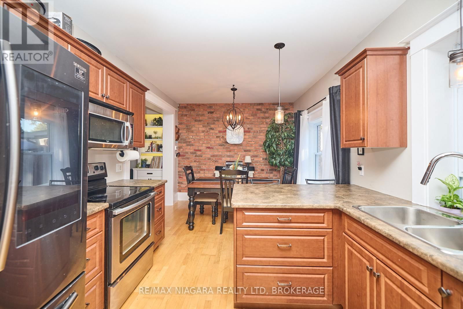 144 RIVER ROAD Image 14