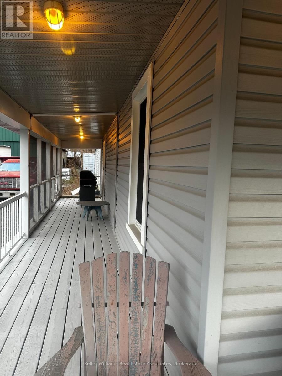 860 MUSKOKA ROAD SOUTH Image 34