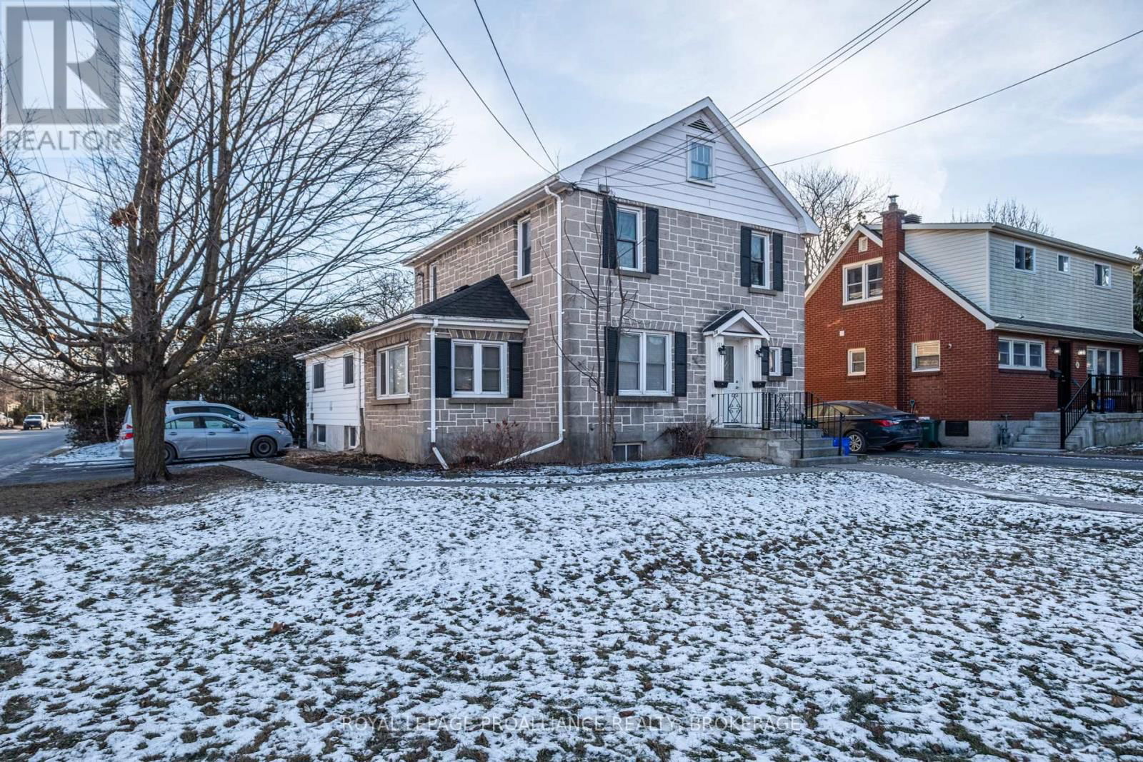 78 CARRUTHERS AVENUE Image 3