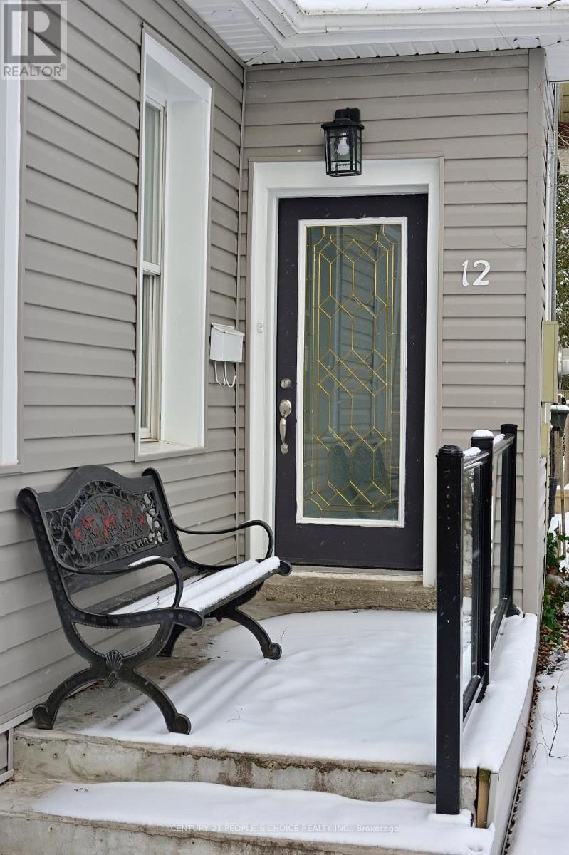12 BARRIE LANE Image 4