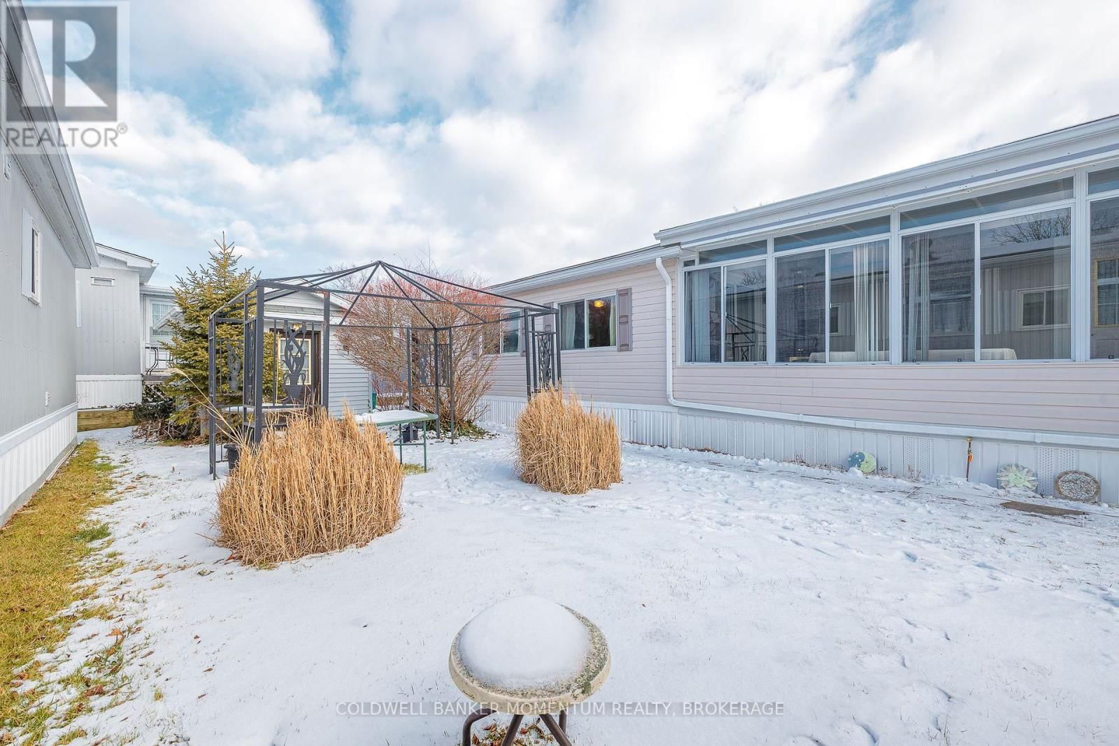 52 - 3033 TOWNLINE ROAD Image 30