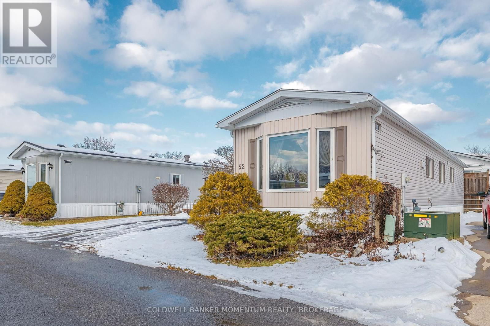 52 - 3033 TOWNLINE ROAD Image 4